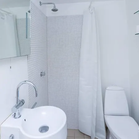 Апартаменты Modern, Bright Attic For Up To 3 Guests Копенгаген